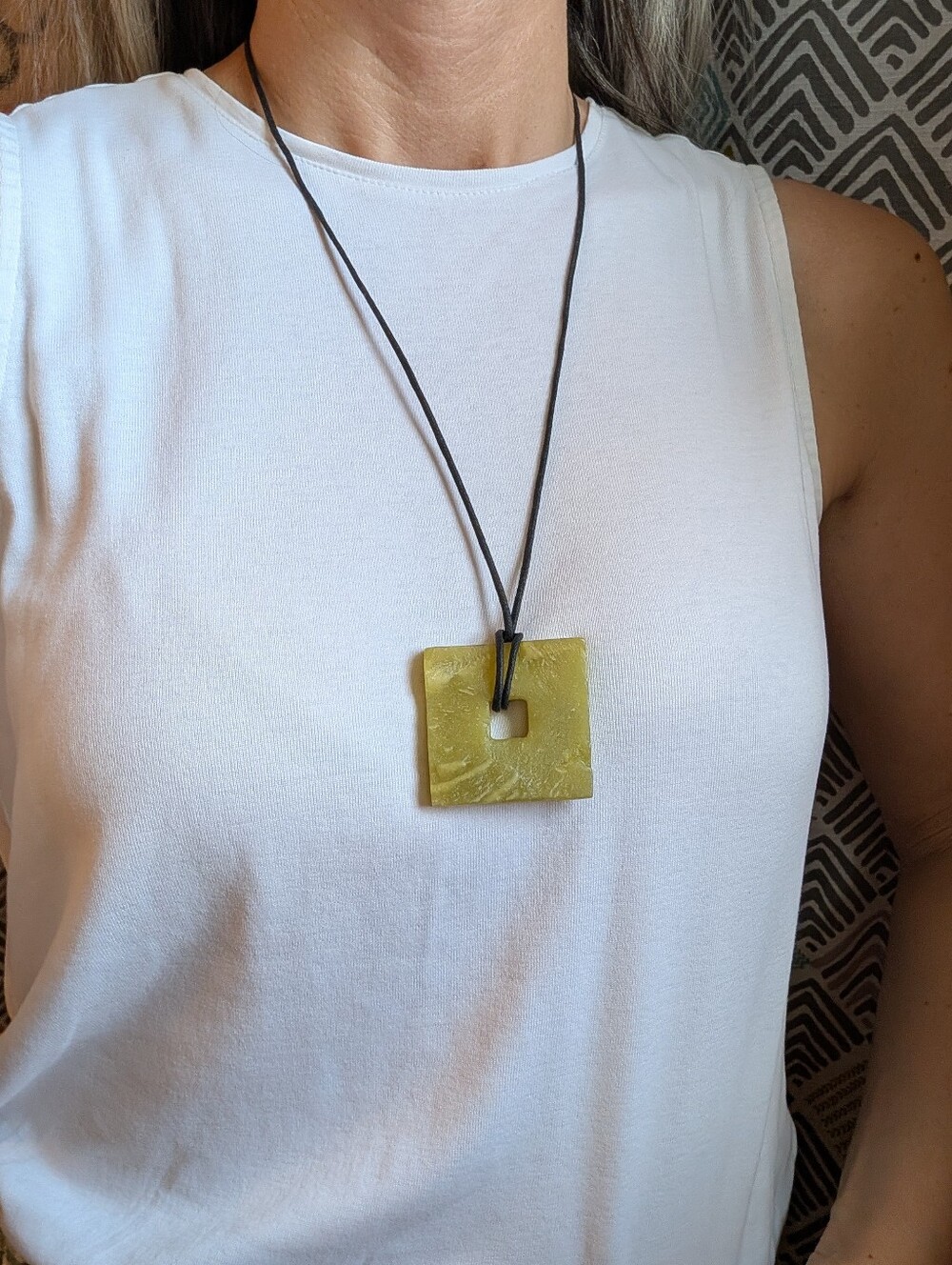 LARGE STONE PENDANT necklace modern